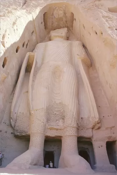 Small Buddha statue in cliff (since destroyed by the Taliban), Bamiyan, Afghanistan