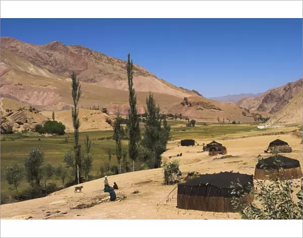 Aimaq nomad yurts near Pal-Kotal-i-Guk, between Chakhcharan and Jam, Afghanistan, Asia