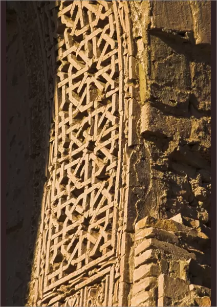 Ghorid (12th century) ruins, thought to be a Mausoleum or Madrassa, Chist-I-Sharif