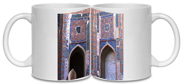 Timurid decoration, main Iwan of the interior courtyard, Sufi shrine of Gazargah