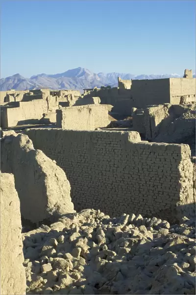 Civil war devastation in suburbs of Kabul, Afghanistan, Asia