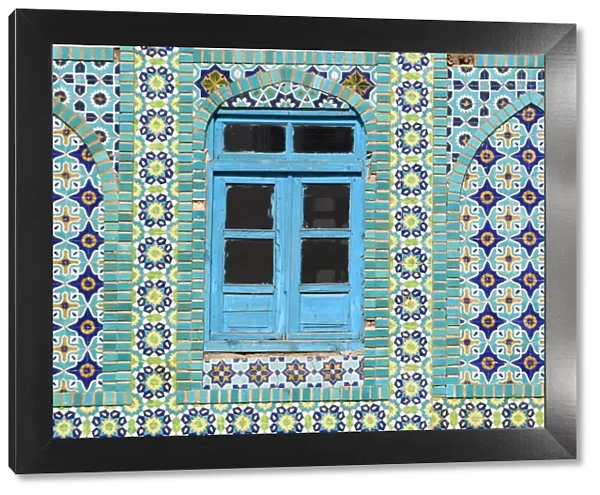 Tiling round blue window, Shrine of Hazrat Ali, who was assissinated in 661