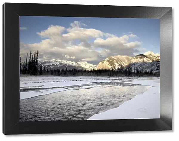 Fiddle River and Bosche Range in winter, Jasper National Park, UNESCO World Heritage Site