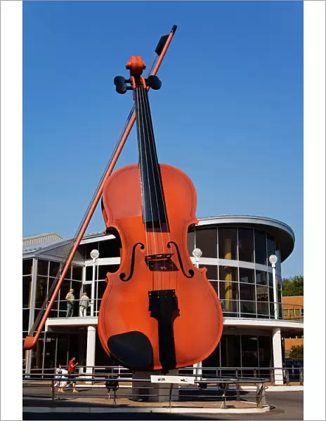 The Big Ceilidh Fiddle by Cyril Hearn, Sidney Pavilion, Port of Sidney