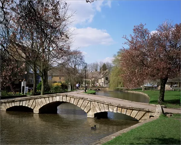 Bourton-on-the-Water, Gloucestershire, The Cotswolds, England, United Kingdom, Europe