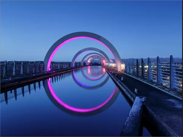The Falkirk Wheel, connecting the Forth Clyde Canal to the Union Canal, Falkirk