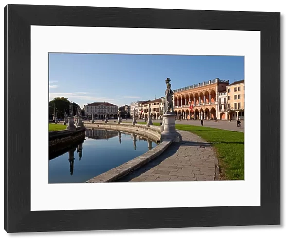Prato della Valle, a 90000 square meter elliptical square in Padova, the largest square