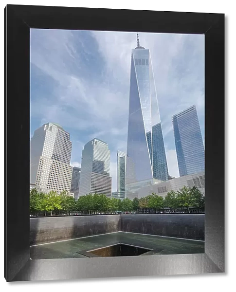 One World Trade Centre and buildings in Lower Manhattan with the 9 / 11 Memorial's reflecting pools, New York City, United States of America, North America