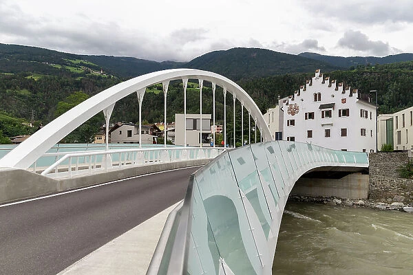 Andreas Hofer bridge over the River Rienz, Brixen, Sudtirol (South Tyrol) (Province of Bolzano), Italy, Europe