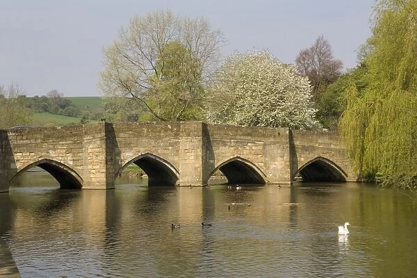 Bakewell bridge and River Wye, Derbyshire, England, United Kingdom, Europe