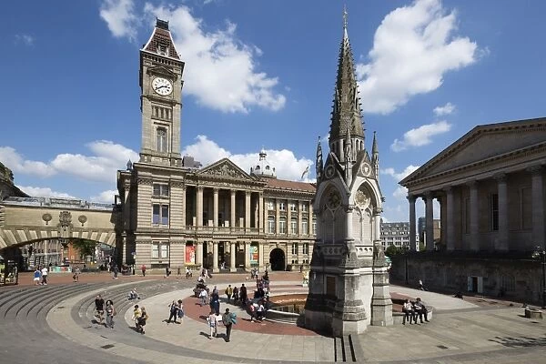Birmingham Museum and Art Gallery and Town Hall, Chamberlain Square, Birmingham, West Midlands