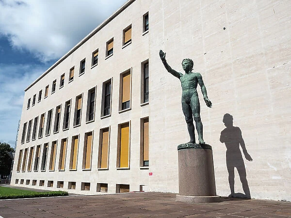 Bronze statue Genio dello Sport outside the Palazzo degli Uffici, Faschist architecture, EUR District, Rome, Lazio, Italy, Europe