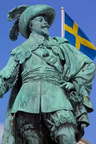 Bronze statue of the town founder Gustav Adolf, Gustav Adolfs Torg, Gothenburg, Sweden, Scandinavia, Europe