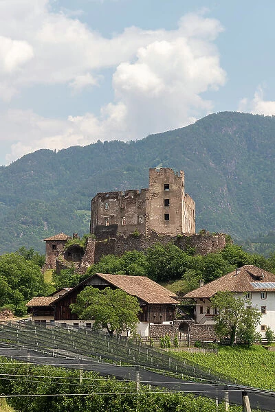 Castel Rafenstein, Bozen district, Sudtirol (South Tyrol), Italy, Europe