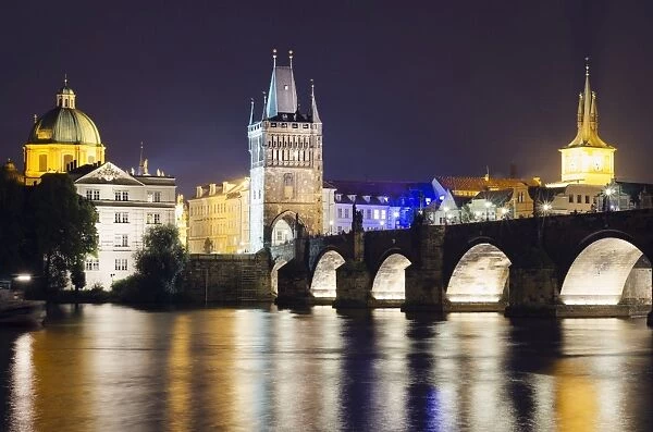 Charles Bridge and Mala Strana Bridge Tower, UNESCO World Heritage Site, Prague, Czech Republic, Europe