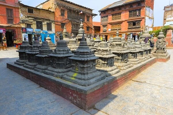 Courtyard with chorten, Swayambunath (Monkey Temple), UNESCO World Heritage Site