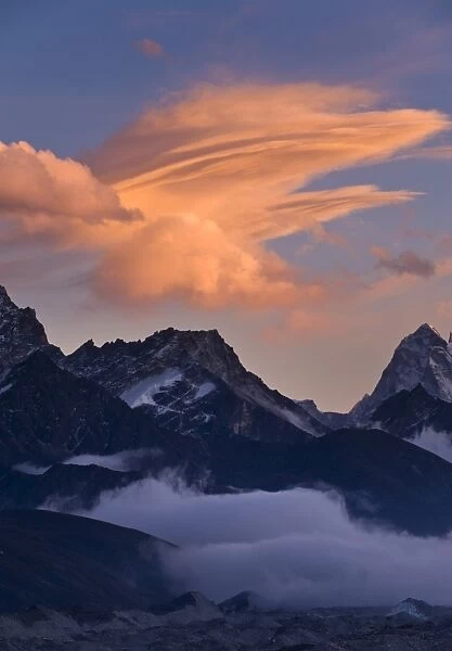 Dudh Kosi Valley, Solu Khumbu (Everest) Region, Nepal, Himalayas, Asia
