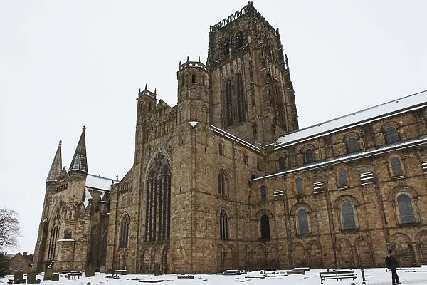 Durham Cathedral, UNESCO World Heritage Site, in snow on a winters day in Durham, County Durham, England, United Kingdom, Europe