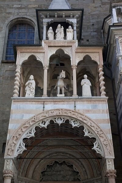Detail of facade of Colleoni Chapel, Piazza Vecchia, Bergamo, Lombardy, Italy, Europe