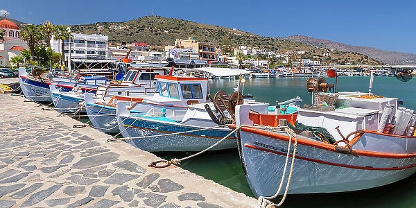 Fishing boats in the port of Elounda, Mirabello Gulf, Lasithi, Crete, Greek Islands, Greece, Europe