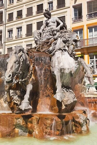 Fontaine Bartholdi in Place des Terreaux, Lyon, Rhone, Rhone-Alpes, France, Europe