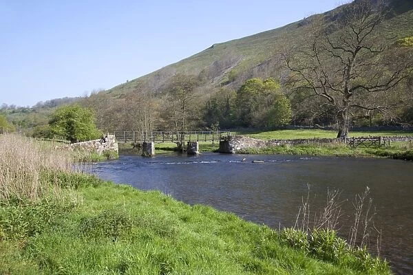 Footbridge and River Wye, Monsal Dale, Derbyshire, England, United Kingdom, Europe