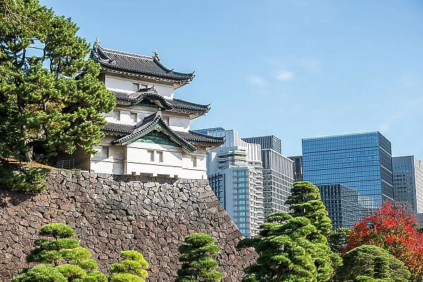 Fujimi-yagura guard tower in the Imperial Palace of Tokyo and modern skyscrapers in the background, Honshu, Japan, Asia