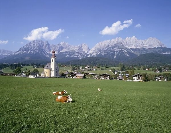 Going and Kaiser Mountains, Tirol (Tyrol), Austria, Europe