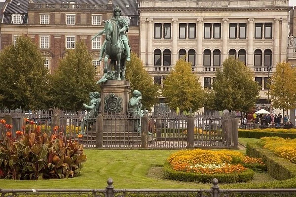 Kongens Nytorv and statue, Copenhagen, Denmark, Scandinavia, Europe