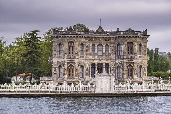 Kucuksu Palace (Kucuksu Pavilion) (Goksu Pavilion), Istanbul, Turkey, Europe
