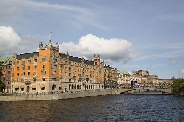 Rosenbad Federal Government Building on the left, Stockholm, Sweden, Scandinavia, Europe