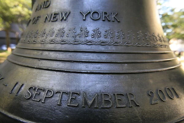 September 11 Memorial Bell offered to New York by London, New York