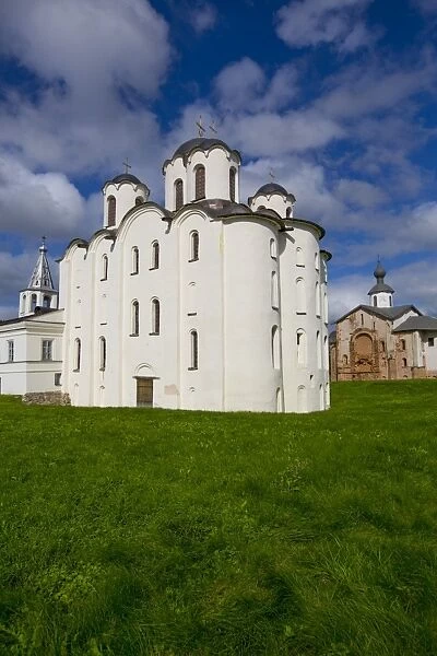 St. Nicholas Cathedral, built between 1113 and 1136, UNESCO World Heritage Site, Veliky Novgorod