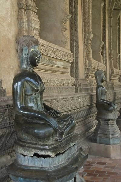 Statues of the Buddha, Haw Phra Kaew (Ho Phra Keo), Vientiane, Laos, Indochina, Southeast Asia, Asia