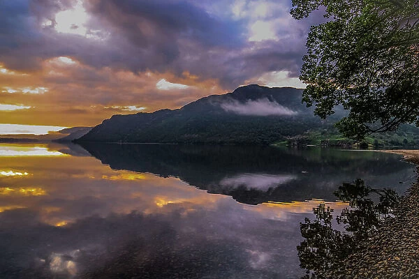 Sunrise from Ullswater in the Lake District National Park, UNESCO World Heritage Site, Cumbria, England, United Kingdom, Europe