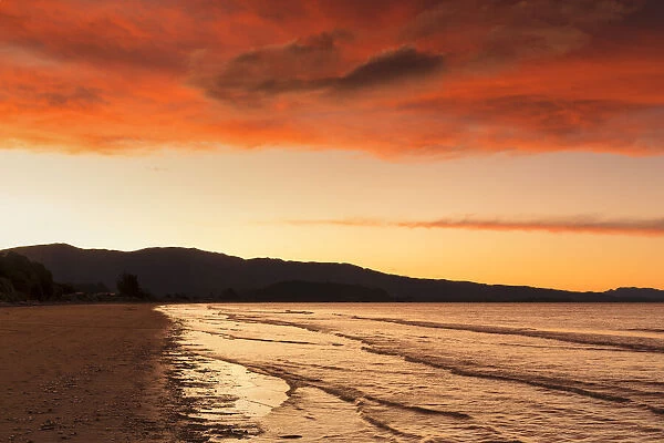 Sunset at Pohara Beach, Golden Bay, Tasman, South Island, New Zealand, Pacific