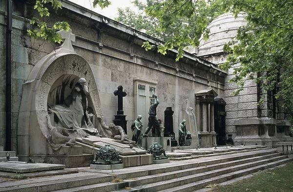 Tombs and memorials inside the Kerepesi Cemetery, Budapest, Hungary, Europe