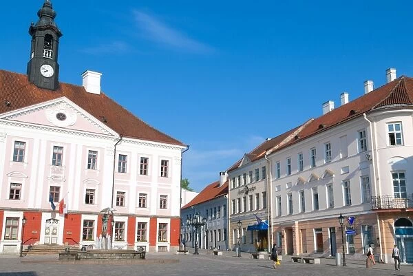 Town Hall, Raekoja Square (Raekoja Plats), Tartu, Estonia, Baltic States, Europe