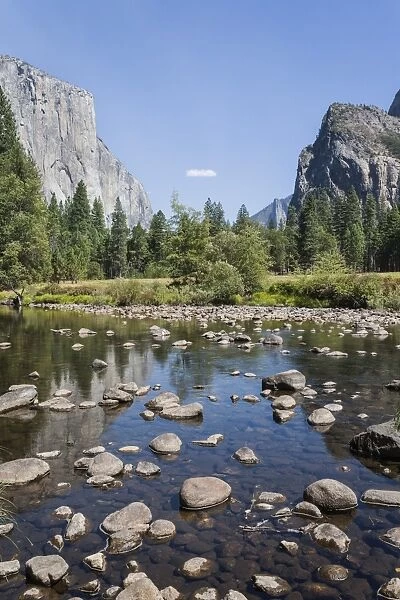 Valley View with El Capitan, Yosemite National Park, UNESCO World Heritage Site, California, United States of America, North America