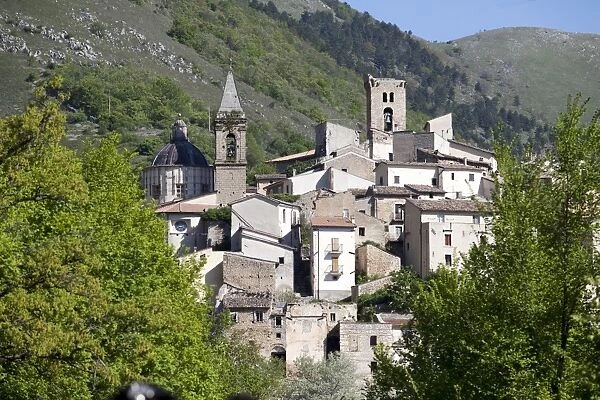 View of Cocullo, Abruzzi, Italy, Europe
