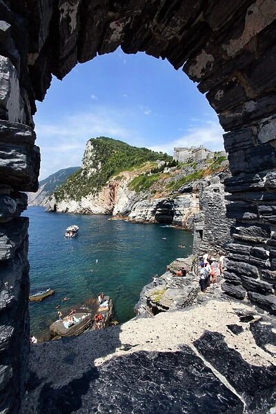 Window overlooking Byrons Grotto from the Church of St. Peter in Porto Venere, Cinque Terre, UNESCO World Heritage Site, Liguria, Italy, Mediterranean, Europe