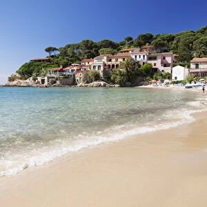 Beach at Scaglieri Bay, Island of Elba, Livorno Province, Tuscany, Italy, Europe