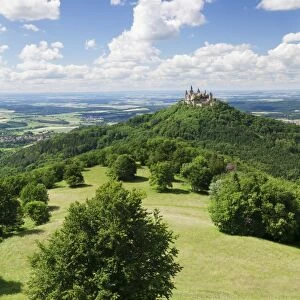 Burg Hohenzollern Castle, Zollernalb, Schwaebische Alb (Swabian Alb), Baden Wurttemberg, Germany, Europe