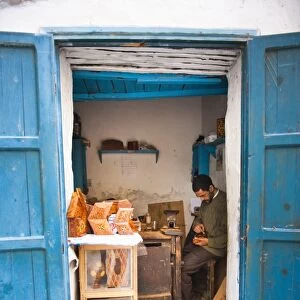 Carpenter in Old Medina, Essaouira, formerly Mogador, UNESCO World Heritage Site, Morocco, North Africa, Africa