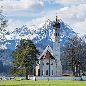 Catholic Church of St. Coloman with the Alps behind, Schwangau, Bavaria, Germany, Europe