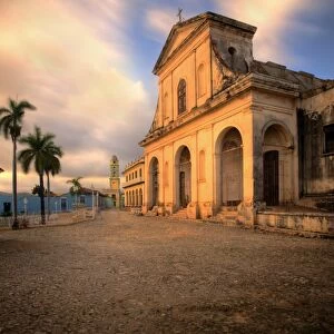 The church of the Holy Trinity bathed in evening light, Plaza Mayor, Trinidad