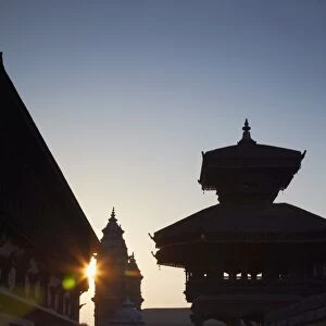 Durbar Square at dawn, Bhaktapur, UNESCO World Heritage Site, Kathmandu Valley, Nepal, Asia