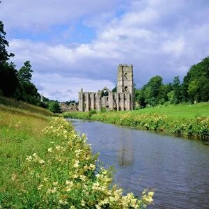 Fountains Abbey, North Yorkshire, England, UK, Europe