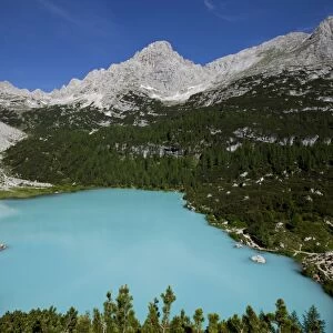 Glacial Sorapiss Lake, Dolomites, eastern Alps, Veneto, Italy, Europe