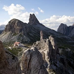 Locatelli refuge on the Tre cime di Lavaredo walk, Dolomites, eastern Alps
